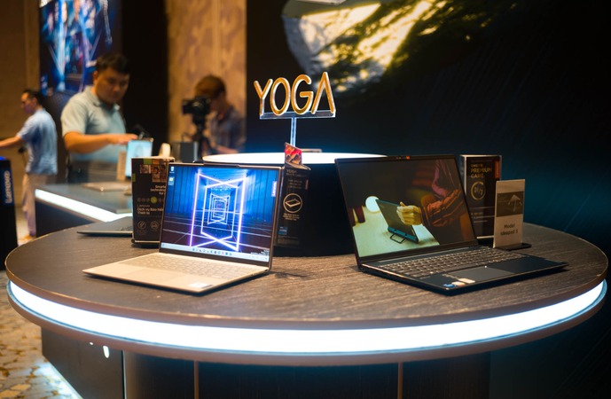 Lenovo ra mắt dòng Yoga 2022 với thiết kế mới, màn hình phân giải cao, cấu hình Intel thế hệ 12